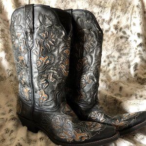 Laredo Ladies Sharona Snip Toe Black Boots
